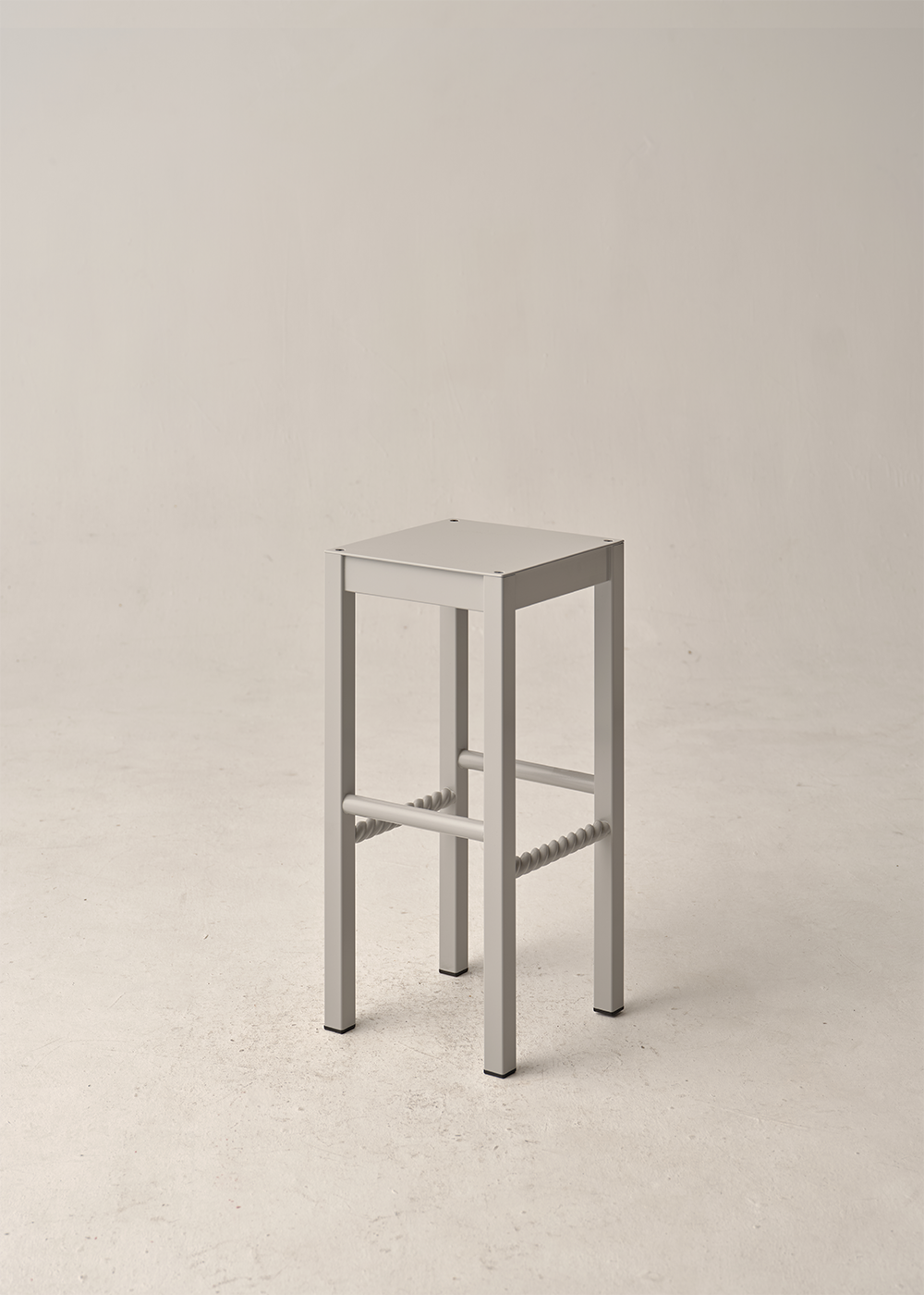 Chubby High Stool